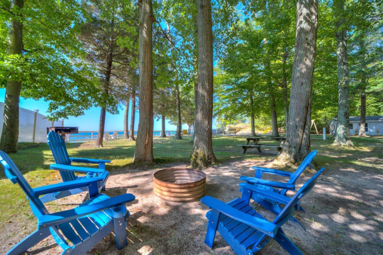 Scenic Drive Resort Muskegon Extérieur photo
